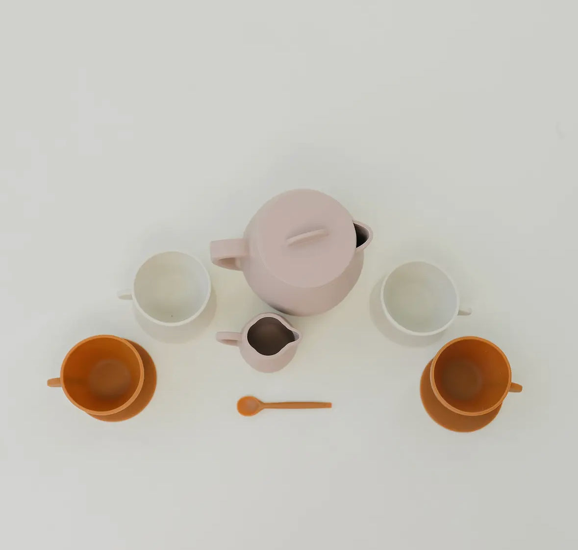 Marlowe & Co's Silicone tea set - Ages 3 years +